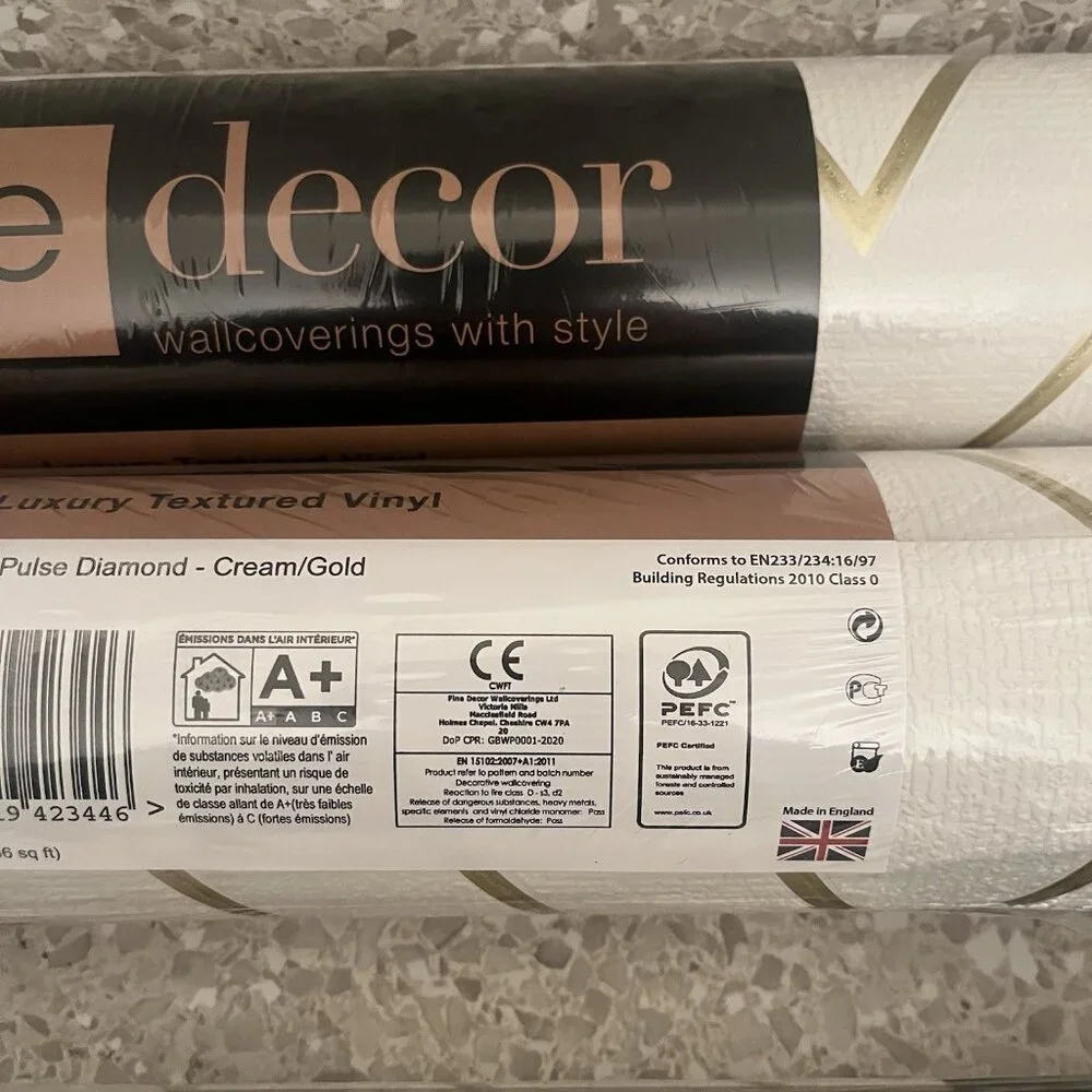 FD42344 Pulse Diamond Cream Gold Fine Decor 3 Roll Wallpaper 56 Sq Ft 20.5x11 yd